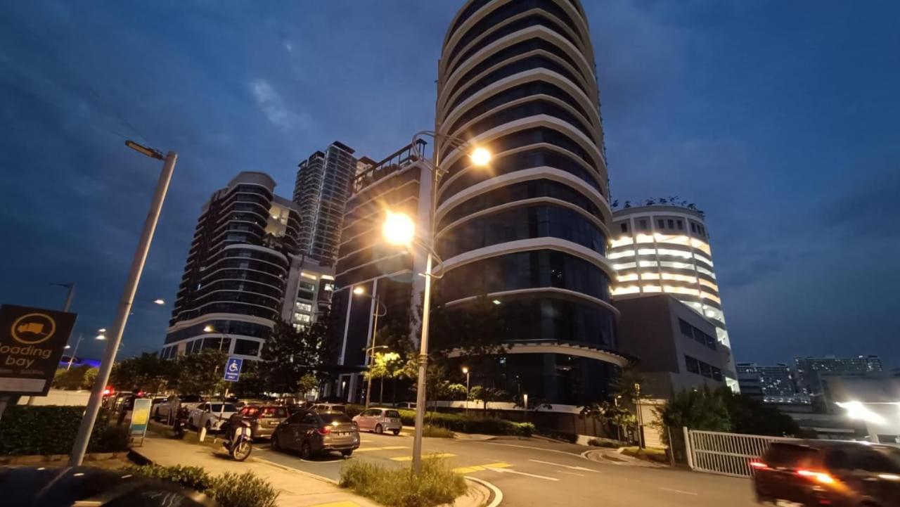 ペタリンジャヤPacific Towers Star Seksyen 13 Pj Jaya One Parking Pool Kitchenアパートメント エクステリア 写真
